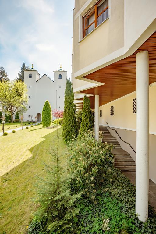 נוימרקט אין דר אוברפפלץ Kloster St. Josef מראה חיצוני תמונה